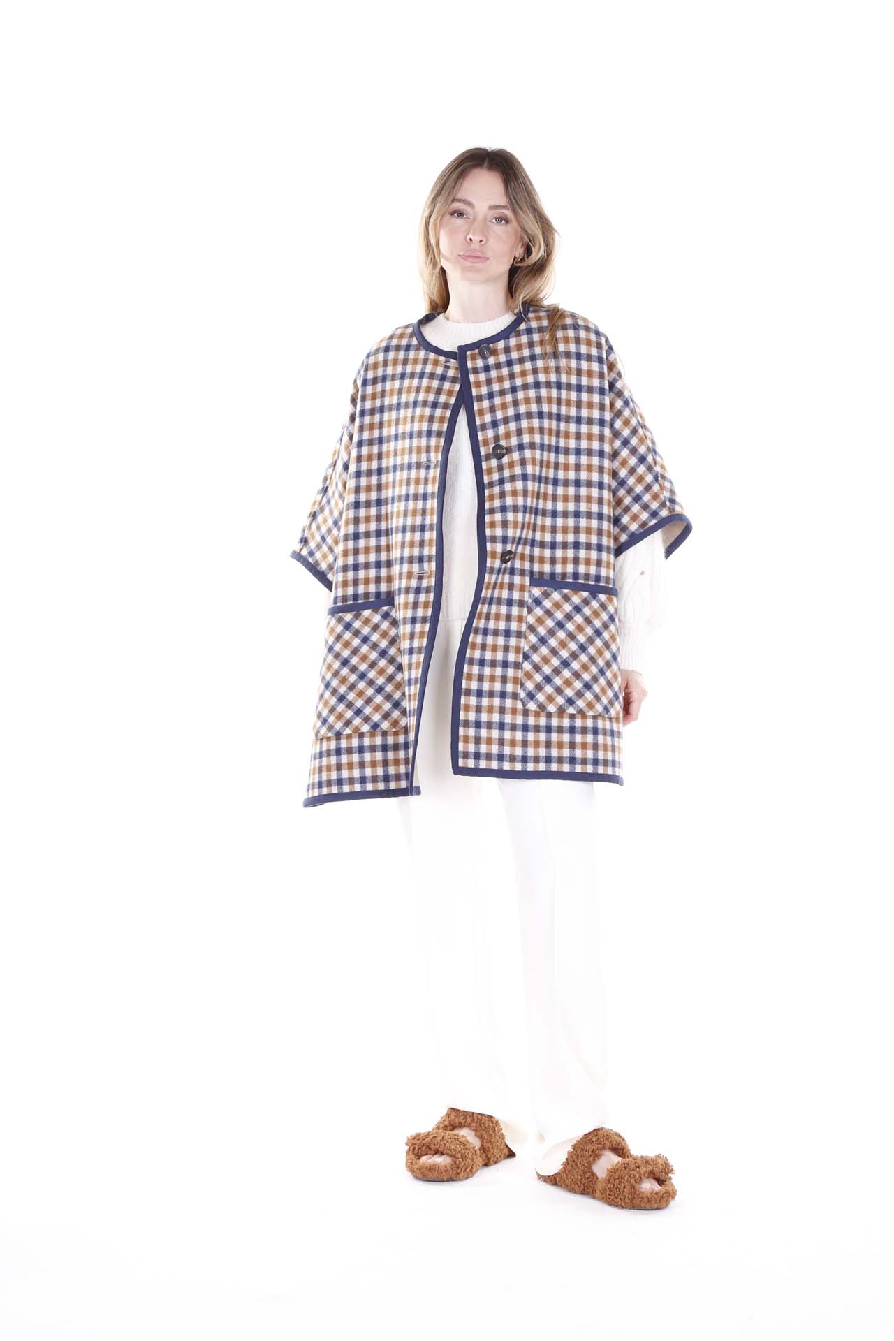 Weekend Max Mara, Mantella